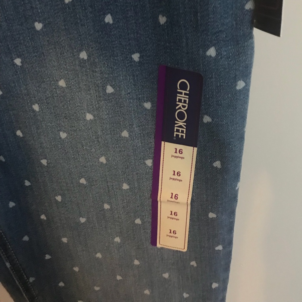 NWT Heart Jeggings